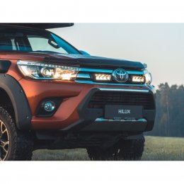 Светодиодные прожекторы LAZER GRILLE KIT на Toyota Hilux 2017-...