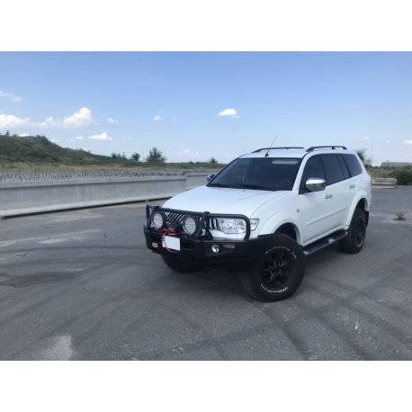 Силовой бампер ARB Delux Mitsubishi Pajero Sport 2010-2016